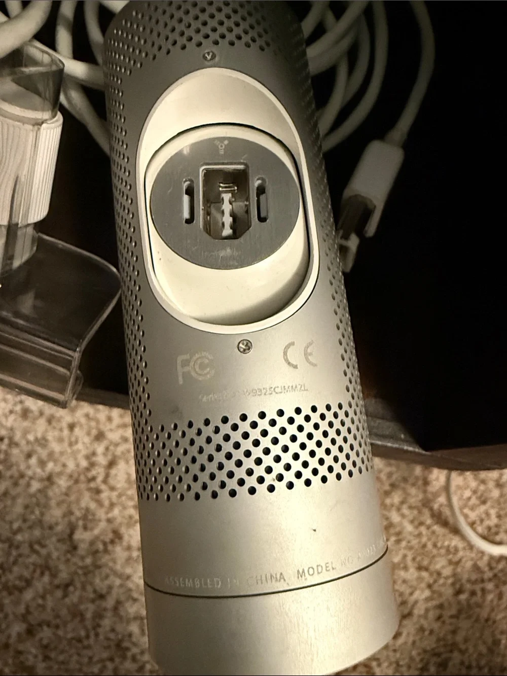 Apple iSight FireWire Webcam (circa 2006) Collectable